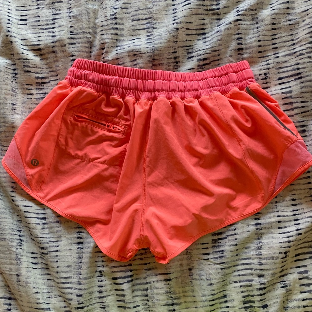 Lululemon hotty hot size 8